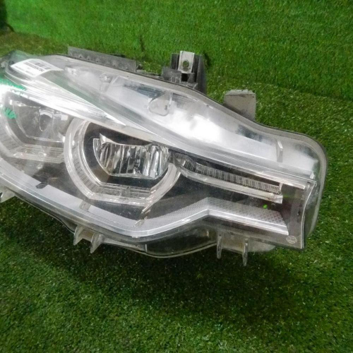 Фара правая BMW 3er F30 (2015-2020) LED (В пленке)
