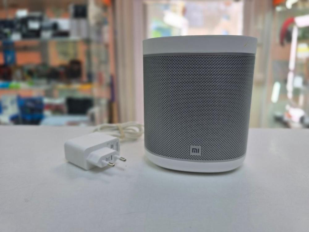 Портативная умная колонка Xiaomi Mi Smart Speaker