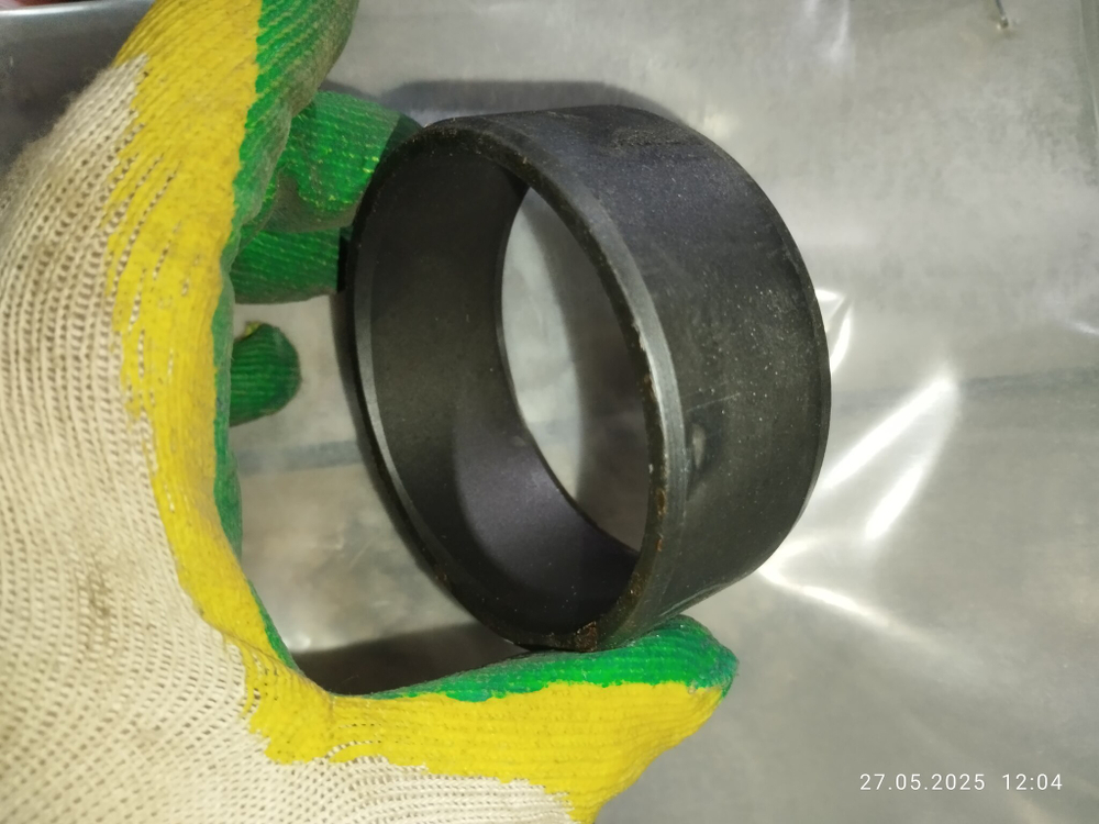 Втулка 83910645