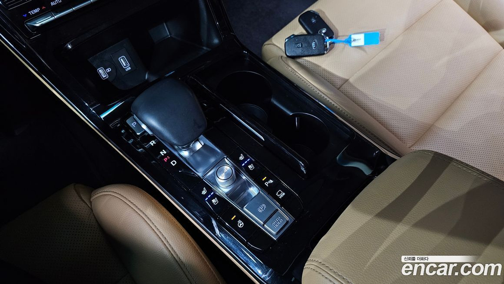 Kia K7 (Cadenza) Premier 2.5 GDI Noblesse (10.2019)