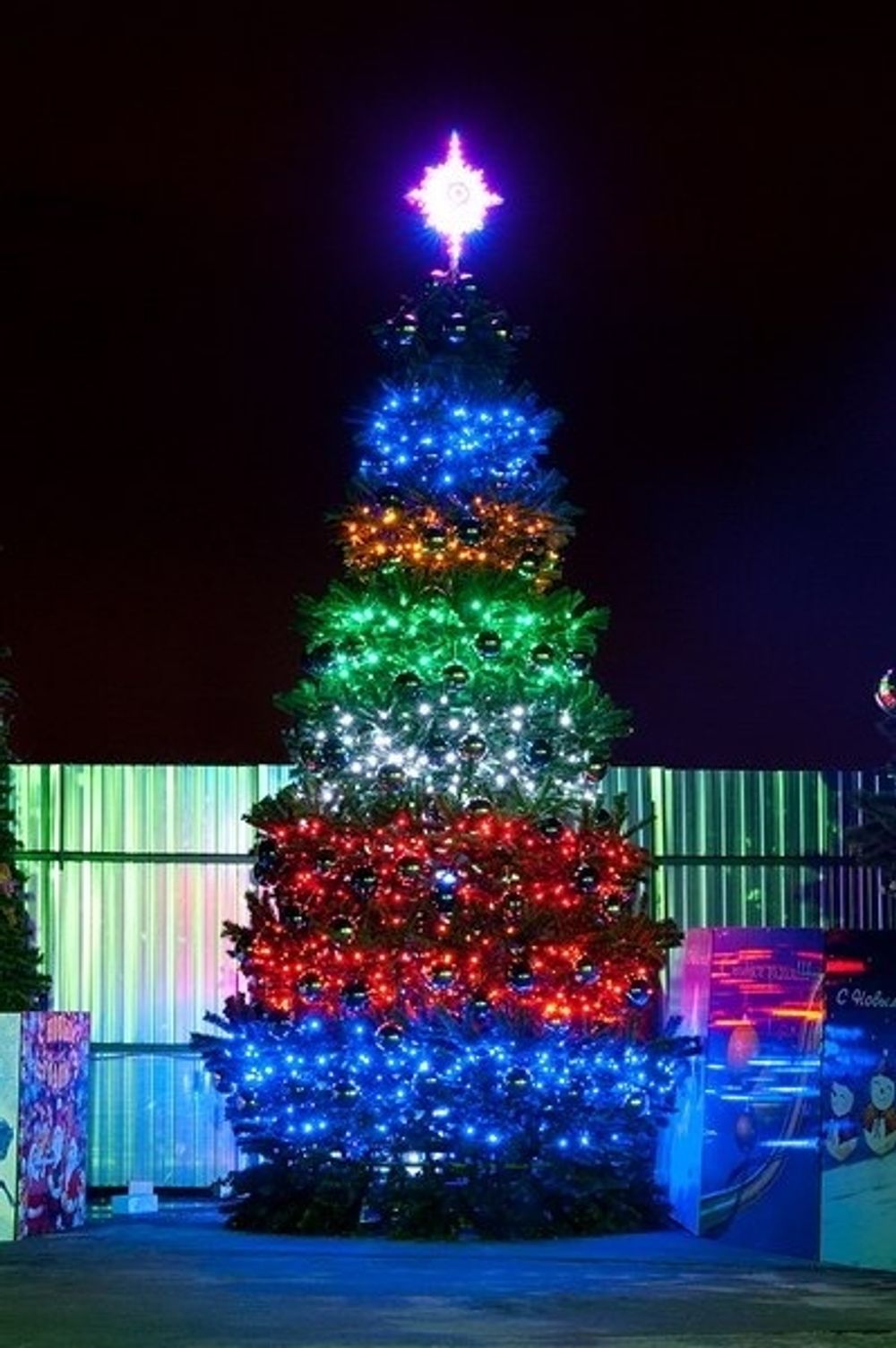 Уличная елка каркасная "Уральская сосна" (Леска) 25 м