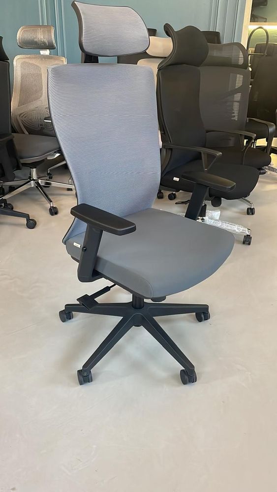 Офисное Кресло на колесах ARTZ-BS3069A-Grey