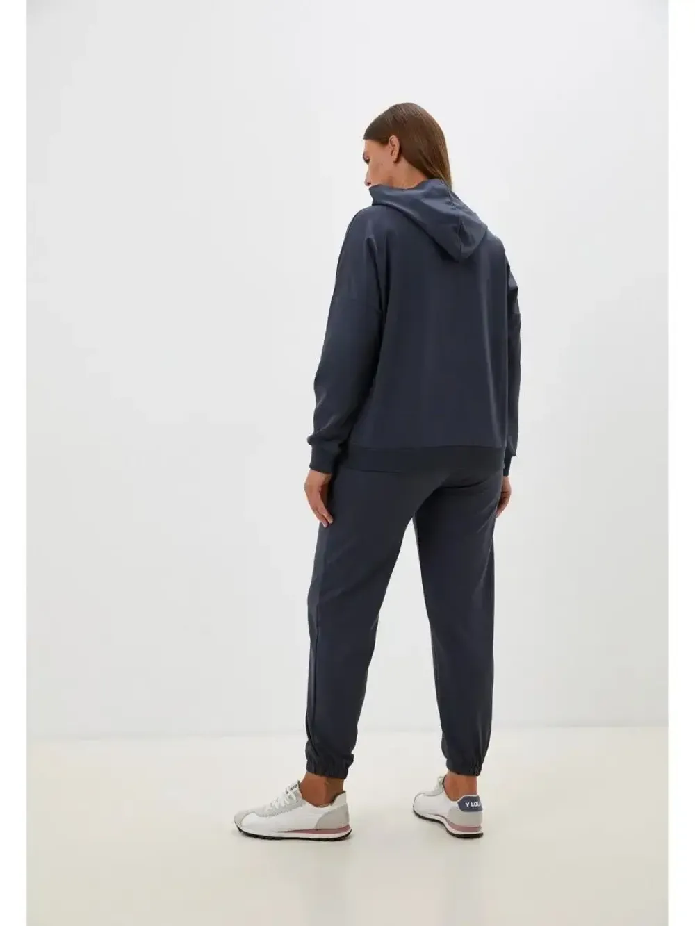 Костюм спортивный