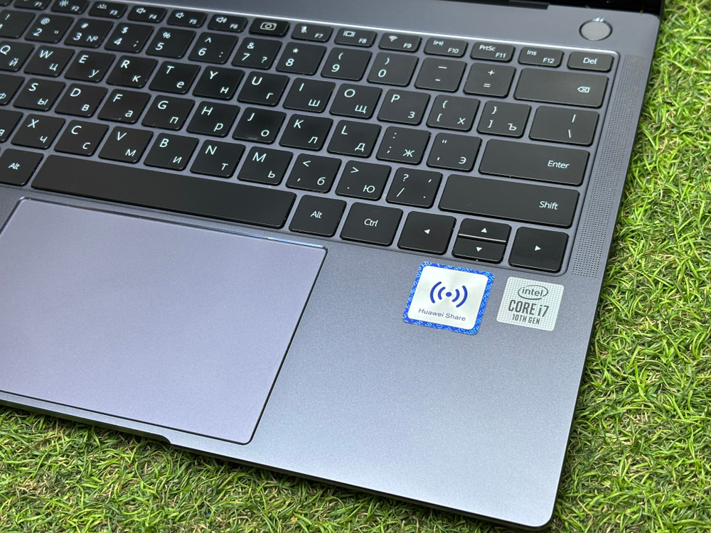 Ультрабук Huawei 14' 3K i7-10510U/NV MX250 2GB/16GB/1TB/ MateBook X Pro[53010vuk]/Windows 10