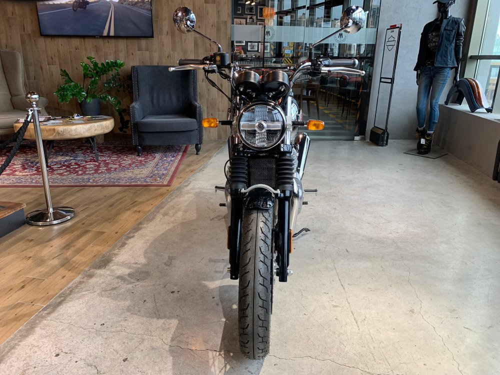 Royal Enfield Interceptor 650 Cali Green (Standard / Single tone) 2024