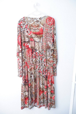 Платье с принтом 48 размер