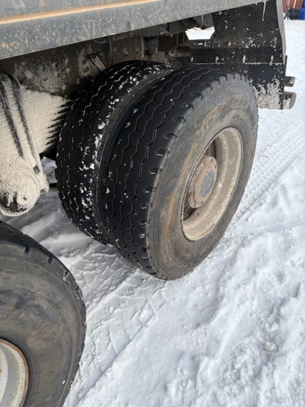 Shacman (Shaanxi) SX* 6x4 Самосвал SX32586V384 (Дизельный, 11,6 л, 423 л.с., МТ)