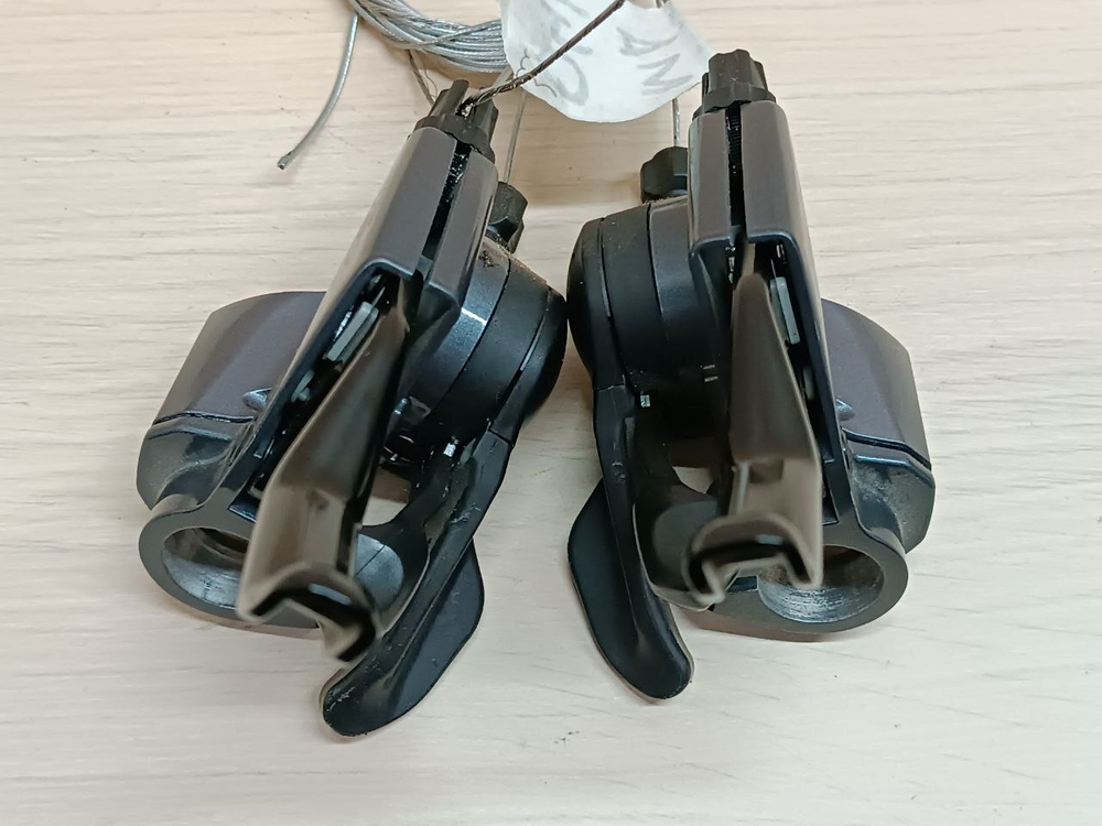 Манетки для велосипеда Shimano Claris ST-RS200 2-8 (комплект)
