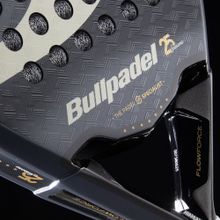 Ракетка для падела BULLPADEL Flow Legend, 494405, для профессионалов, стекловолокно,черно-белый