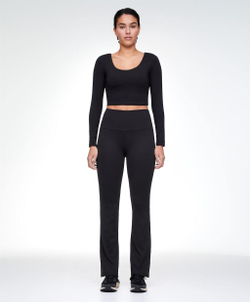 OYSHO Брюки клеш с высокой посадкой Flare Comfortlux High Rise, черный