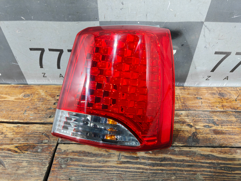 Фонарь задний правый Kia Sorento 2 (XM) 09-12 Б/У Оригинал 924022P020