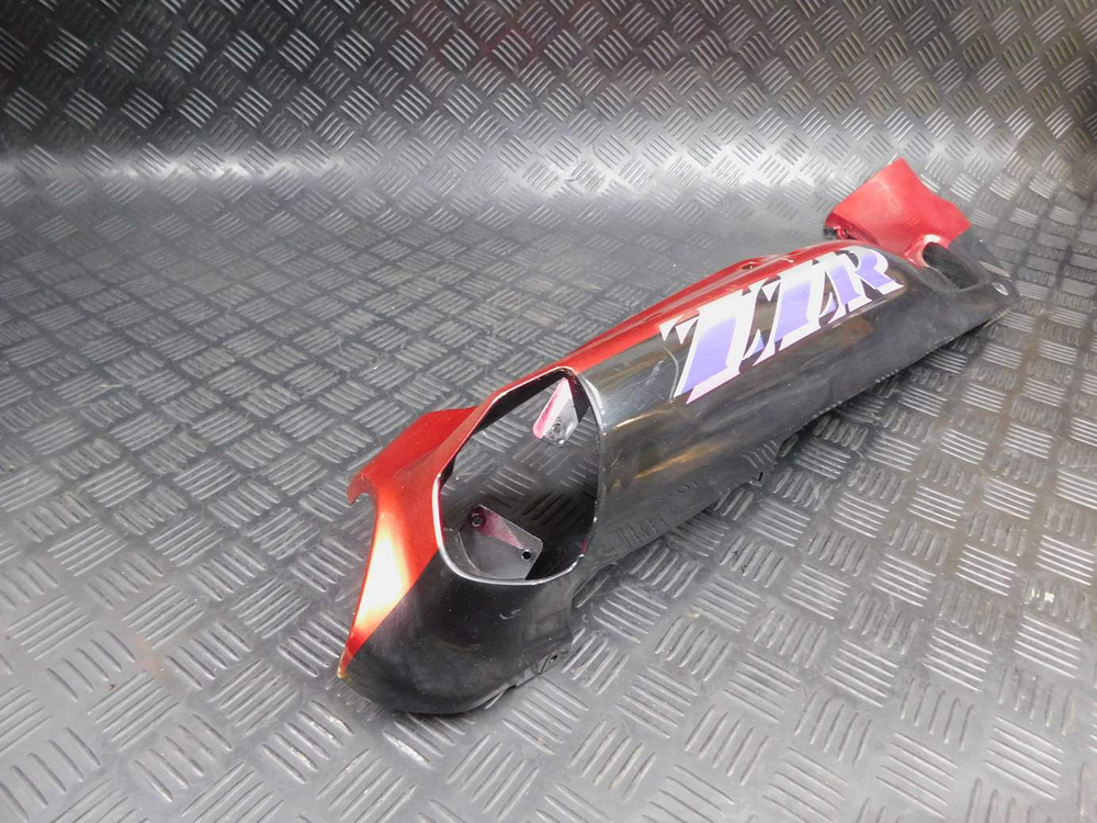 Пластик задний правый Kawasaki ZZR 400 052959