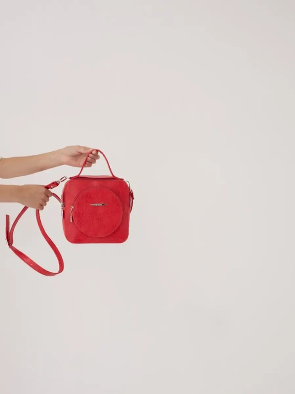 Сумка женская кросс боди через плечо на ремне из экокожи повседневная и деловая для женщины