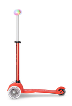 Самокат Micro Mini2Grow Deluxe Magic LED красный