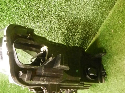 Фара правая BMW X2 F39 (2017-2023) LED