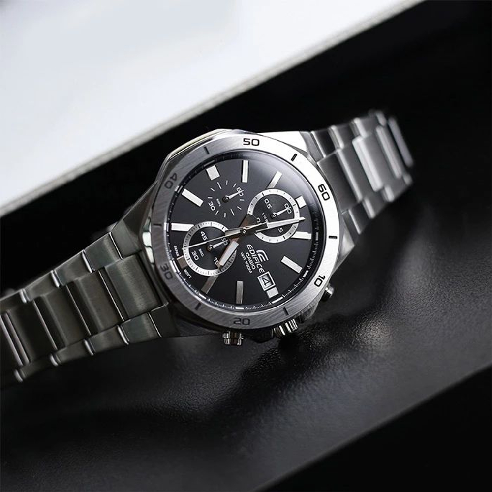 Мужские наручные часы Casio Edifice EFV-640D-1A