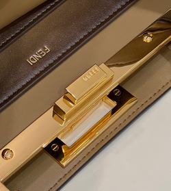 Fendi Peekaboo ISeeU Medium 33 cm