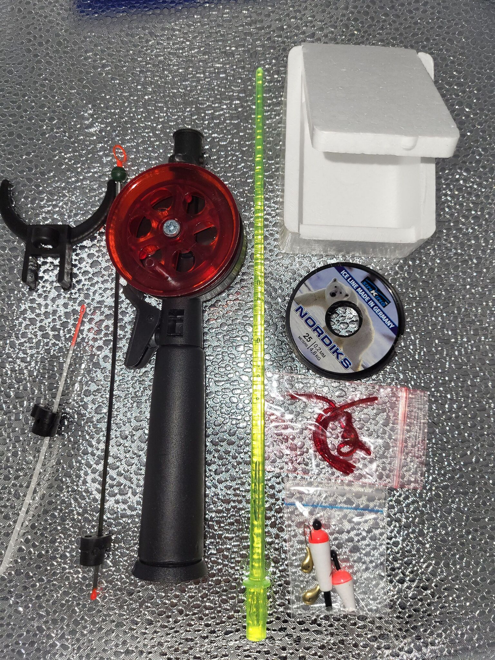 Набор рыболова для зимней рыбалки Три Кита № 3 люкс