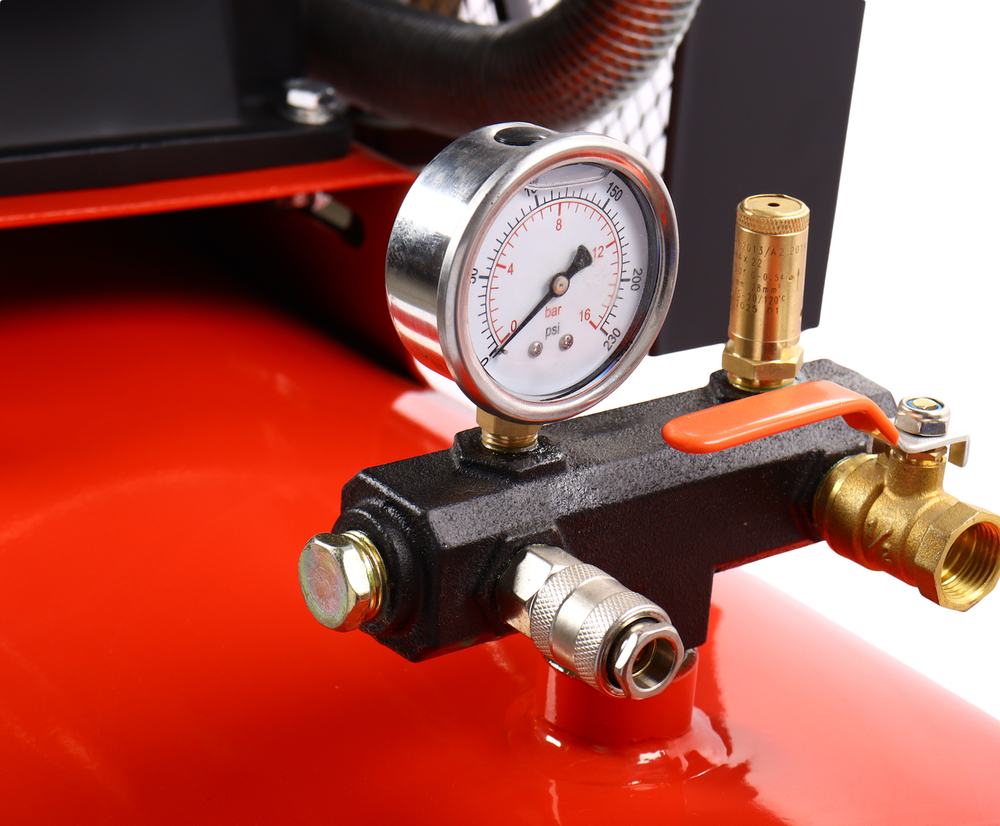 Компрессор поршневой ременной 380В 970л/мин. ресивер-500л GTE