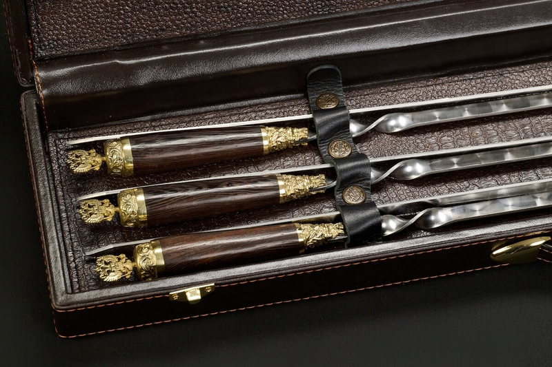 Подарочный набор шампуров в кейсе "Державный"