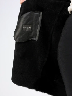 Дубленка зимняя натуральная с капюшоном