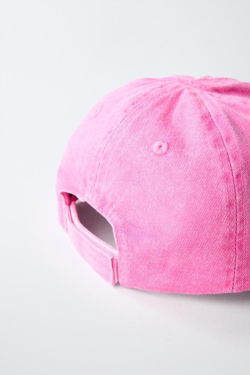 ZARA КЕПКА С ВЫШИТОЙ НАДПИСЬЮ, РОЗОВЫЙ