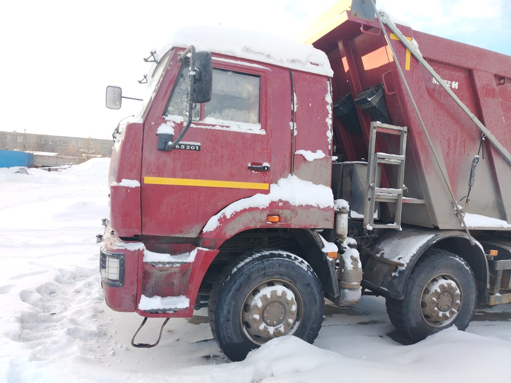 КамАЗ 65201 8x4 Самосвал 65201-7080- 49(В5) (Дизельный, 8,9 л, 390 л.с., МТ)
