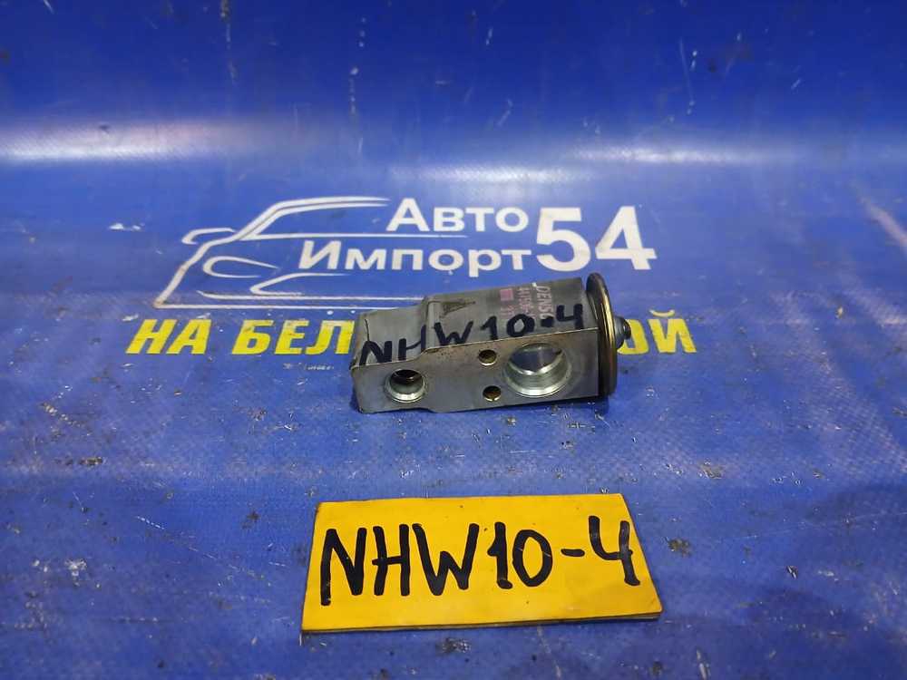 Клапан кондиционера TOYOTA PRIUS 1998