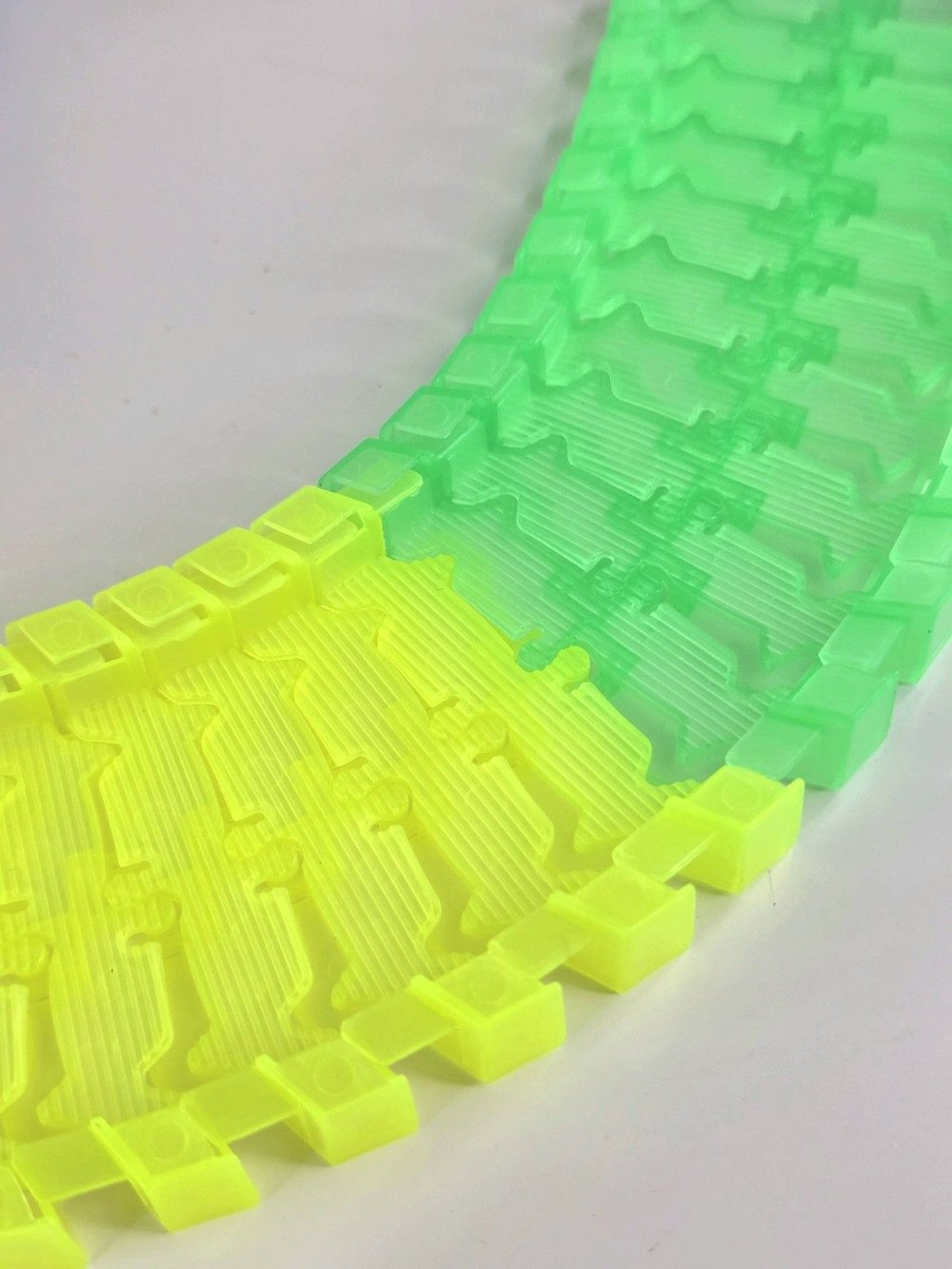 Трек "Вираж" 200см со световыми эффектами, светится в темноте (200762115)