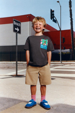 ZARA ФУТБОЛКА С ПРИНТОМ «ПАЛЬМЫ», АНТРАЦИТОВО-СЕРЫЙ