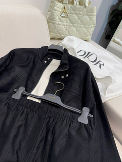 Костюм Dior