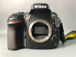 Nikon D800, 667322 кадров пробега.