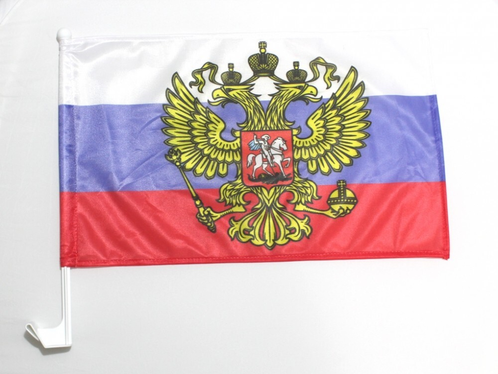 Флаг ВС РФ на автомобильном флагштоке
