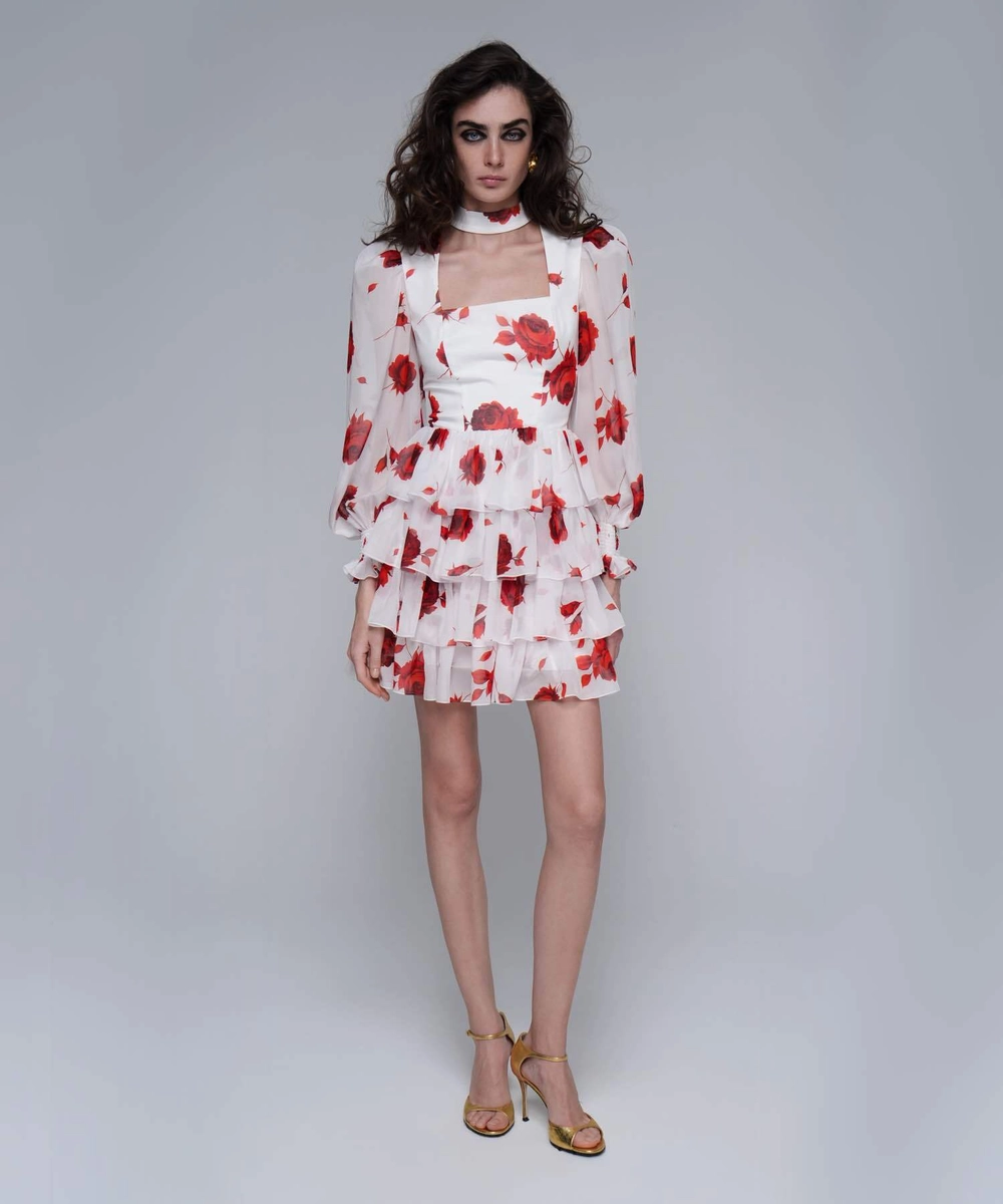 Valerie mini, платье мини из молочного шифона с крупными красными цветами