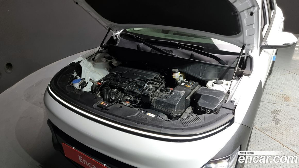 Hyundai KONA (SX2) Бензин 2.0 2WD (03.2023)
