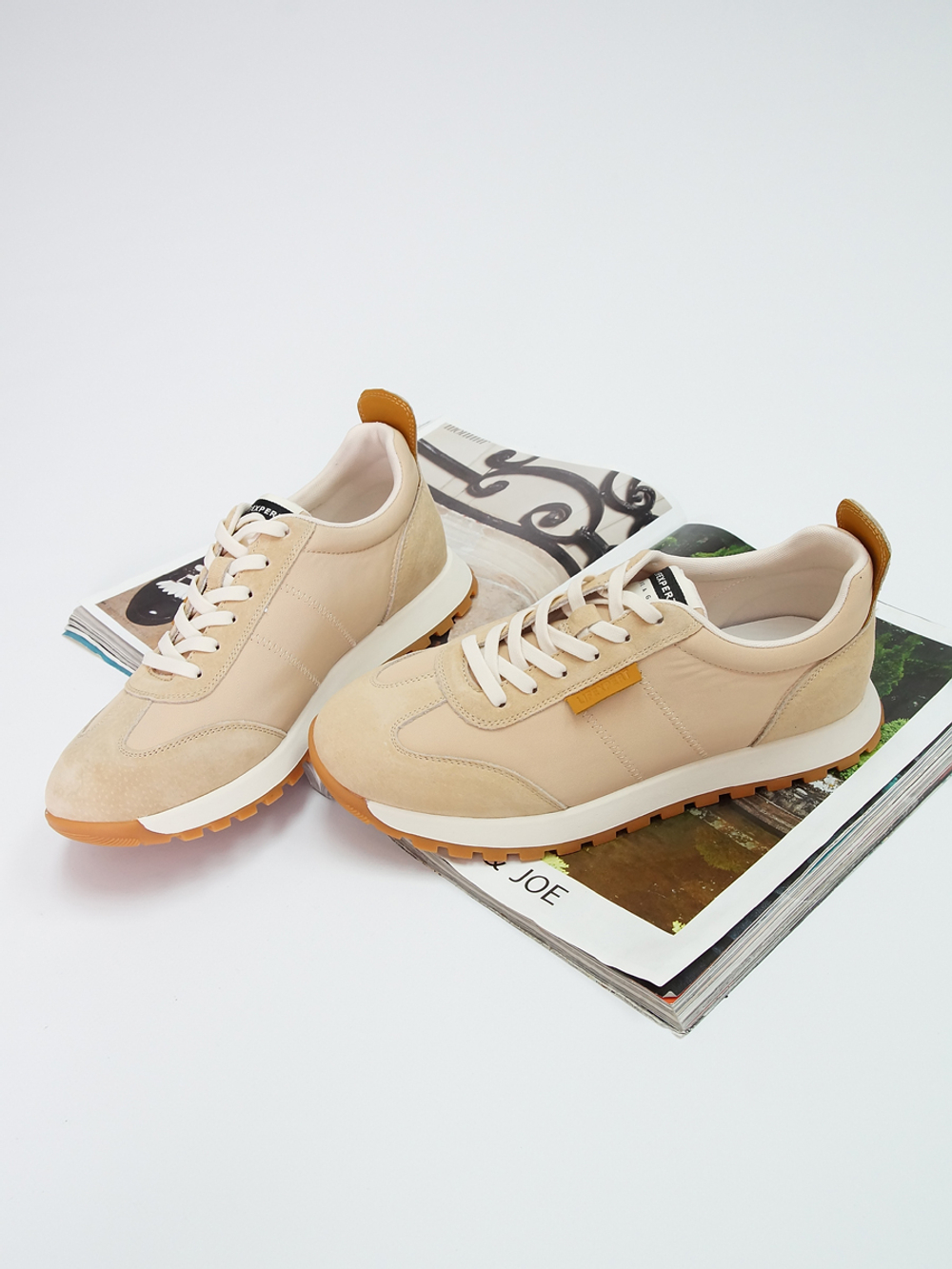 Кроссовки женские демисезонные