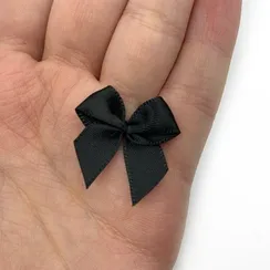Бантик черный