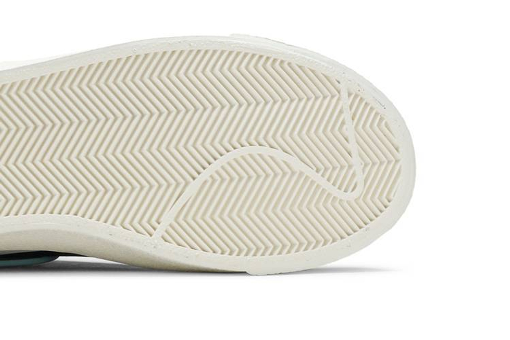 Кроссовки Nike Blazer 77 Infinite