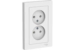 Двухместная розетка Systeme Electric ATLAS DESIGN без заземления 16А в сборе белая