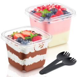 Креманка с крышкой + вилочка (дно 6,5*6,5 см, высота 7,5 см, верх 10*10 см)