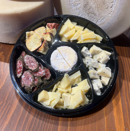 Сырная тарелка "Романтичная"