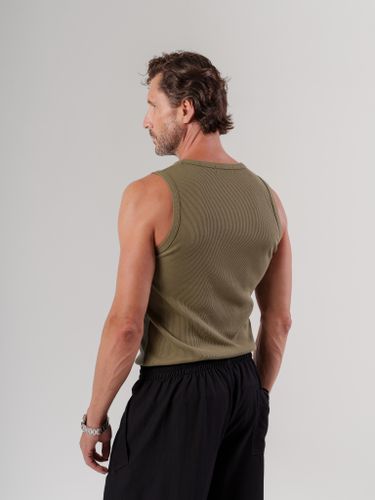 Хлопковая майка цвета хаки