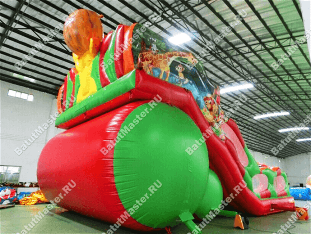 Батут-горка "Лев" 12*7.5*9 м
