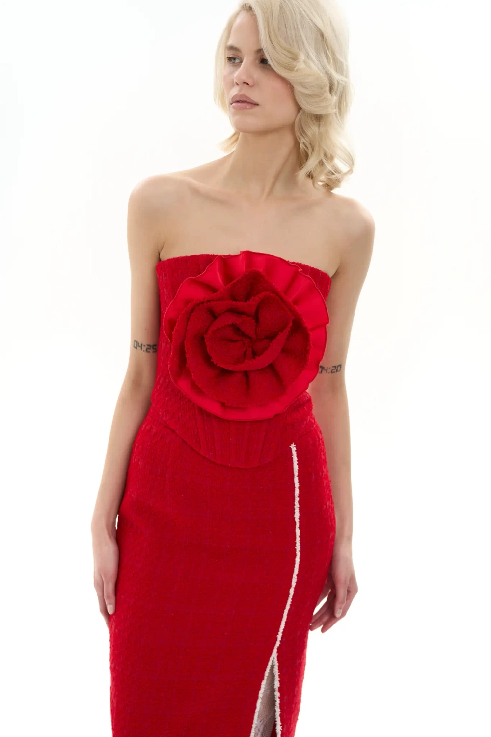 Юбка-миди с разрезом