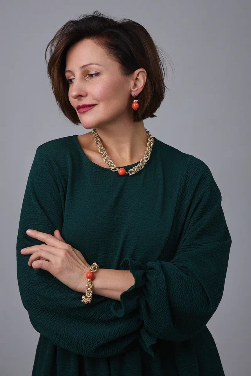 Браслет Византия с коралловым жемчугом Майорка, оттенок золото