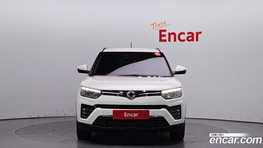 KG Mobility (Ssangyong) Very New Tivoli Бензин 1.5 2WD (04.2020)