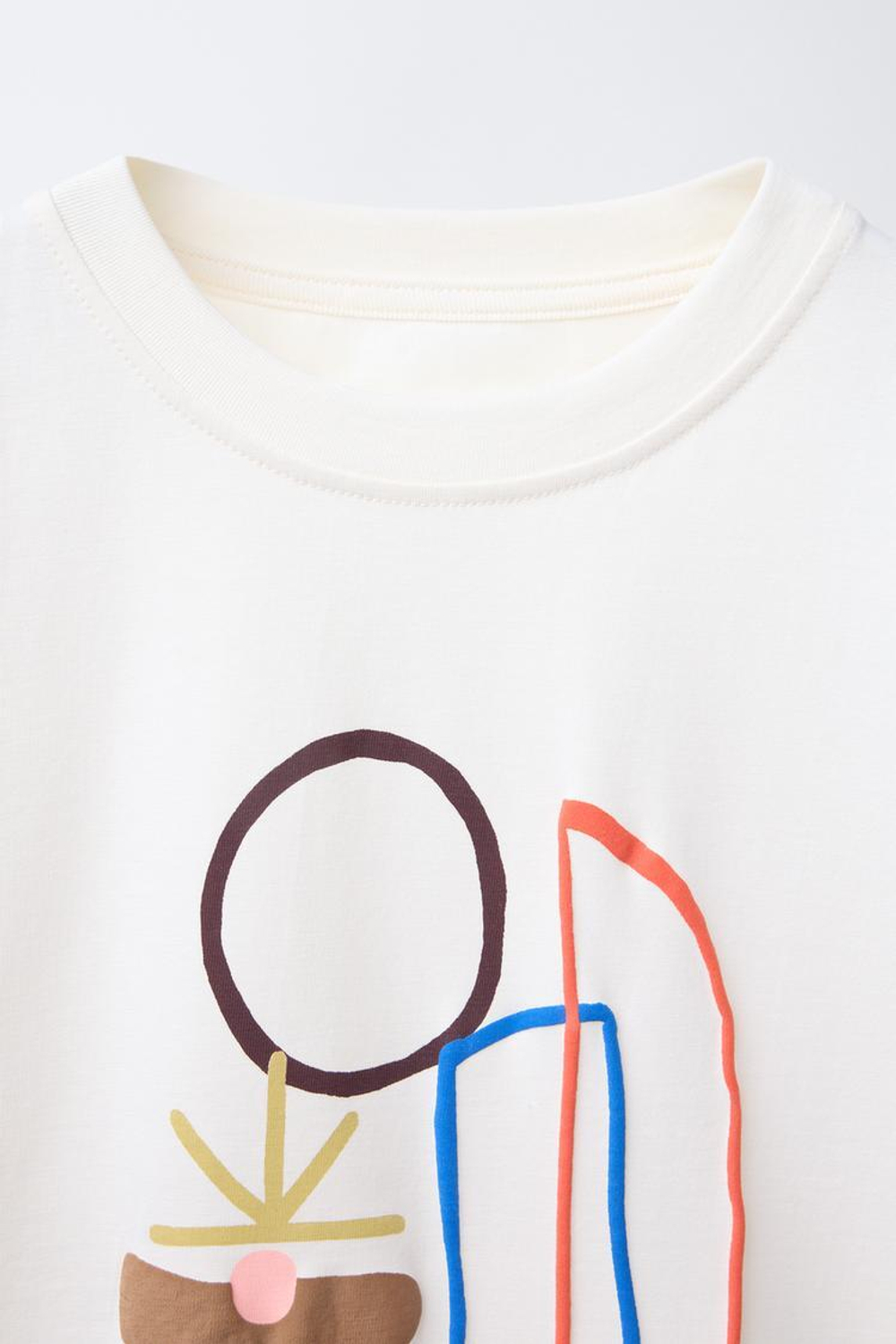 ZARA ФУТБОЛКА С ПРИНТОМ, БЕЛЫЙ