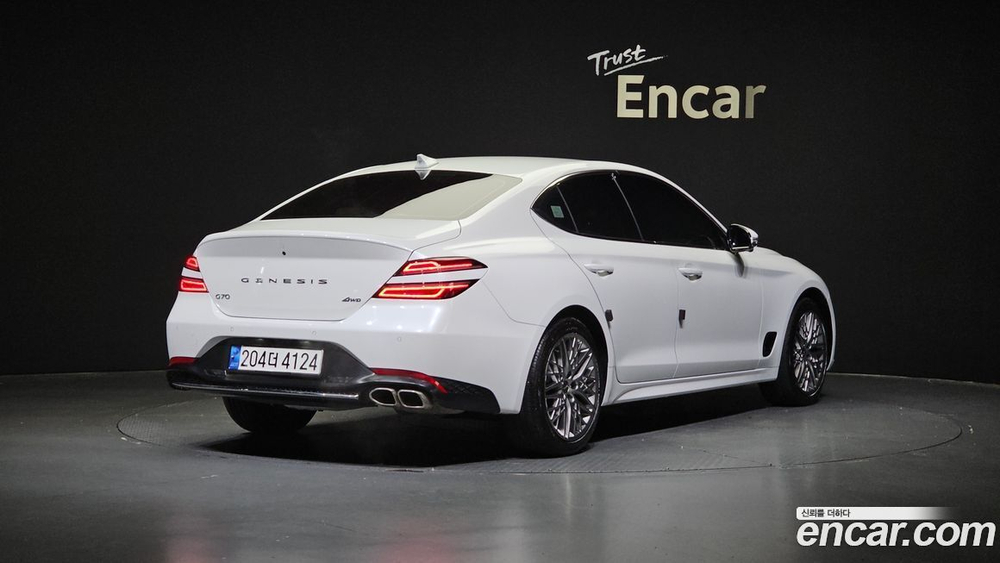 Genesis The New G70 Бензин 2.0T 4WD (02.2022)