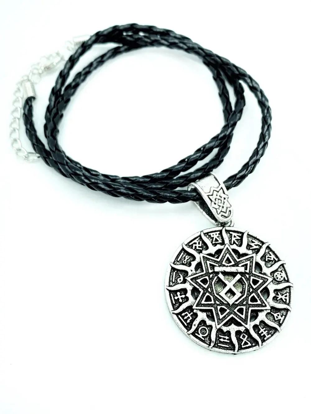 Славянская подвеска оберег Чертог Волка с рунами талисман