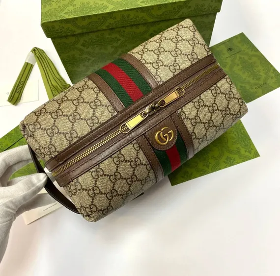 Косметичка Gucci GG Supreme Savoy